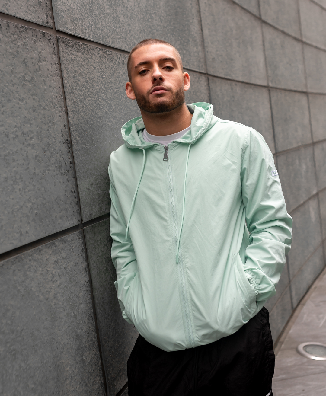 WINDBREAKER MINT GREEN