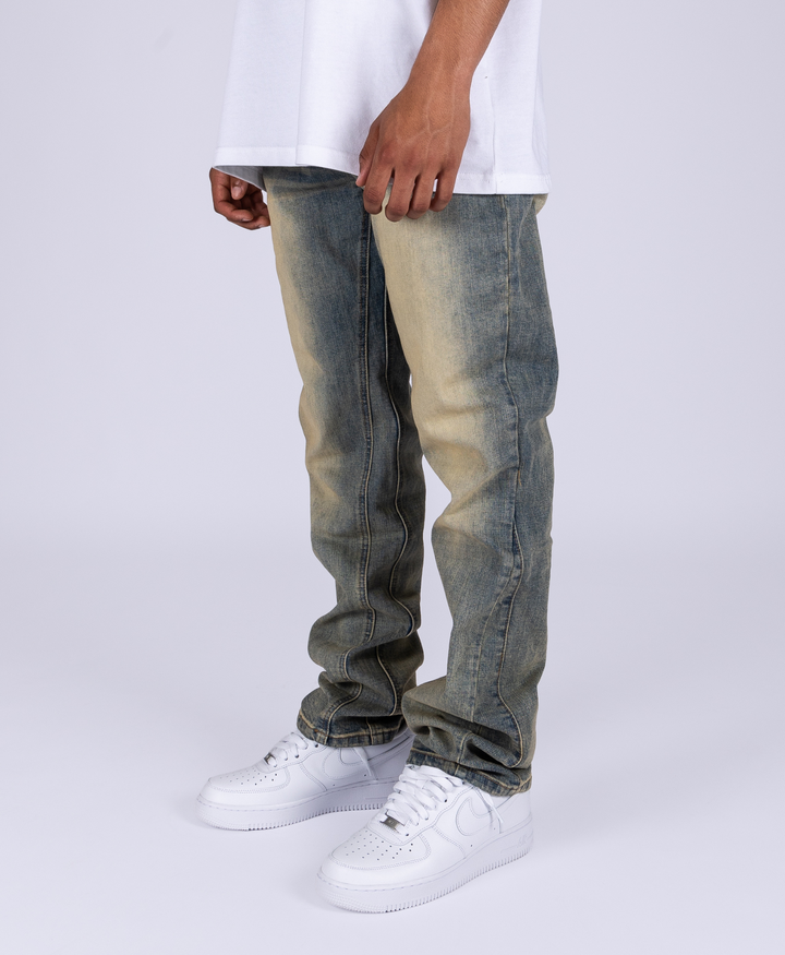 STRAIGHT LEG FLARED JEANS