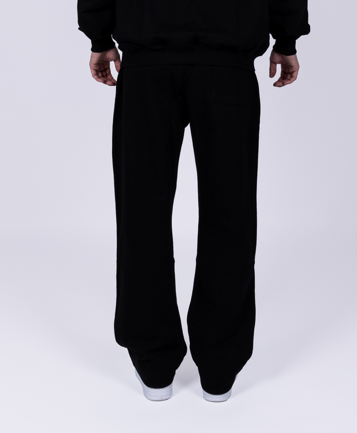 STRAIGHT-LEG SWEATPANTS - BLACK